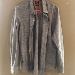 Men’s Volcom Button Down Top